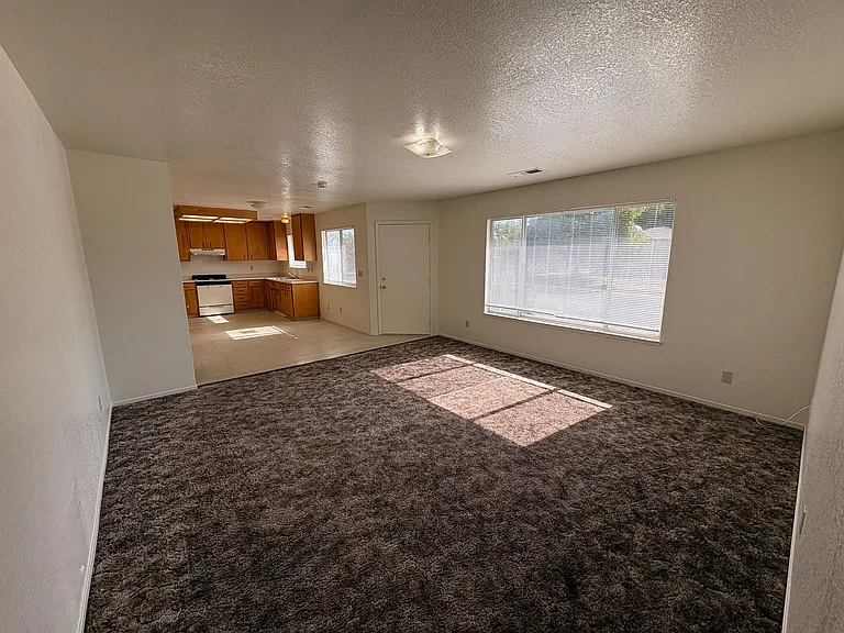 1543 N Willis St — Photo 14