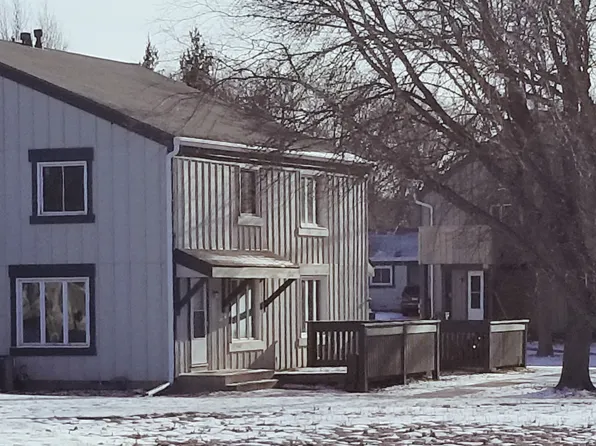 4856 Grenwich Way N, Oakdale, MN 55128