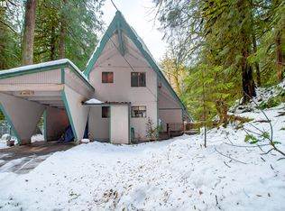 22297 E Lolo Pass Rd, Rhododendron, OR 97049