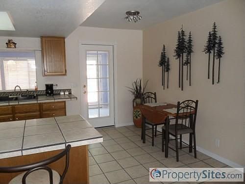 5th image of 3951 Chickasaw Dr