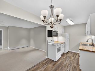 3076 Lexington Ave N APT A5, Roseville, MN 55113