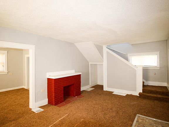 2nd image of 4932 S Benton Ave
