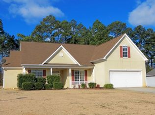 631 Autumn Leaf Cir, McDonough, GA 30253