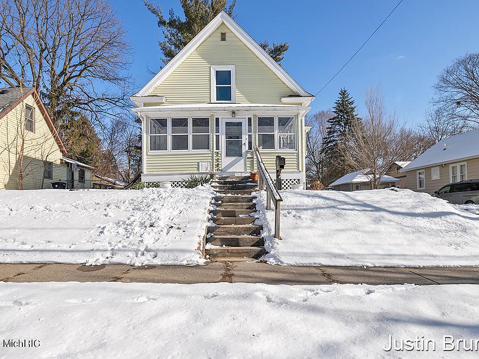 1st image of 2080 Swensberg Ave NE
