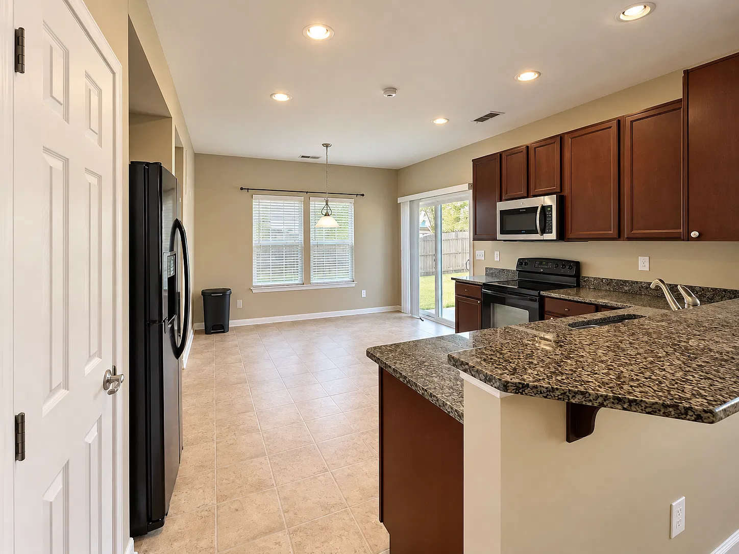 1 Flat Shoals Court — Photo 4