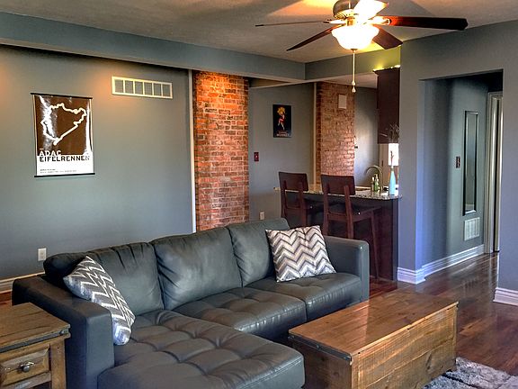 4th image of 1073 Northwest Blvd APT 3