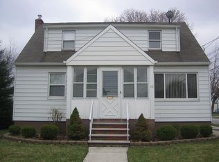 115 Pulaski Ave, Carteret, NJ 07008
