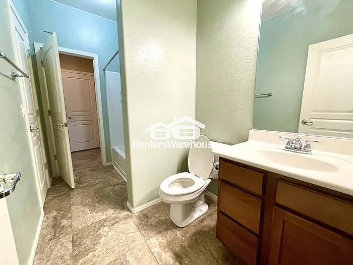 532 E Trellis Rd — Photo 12