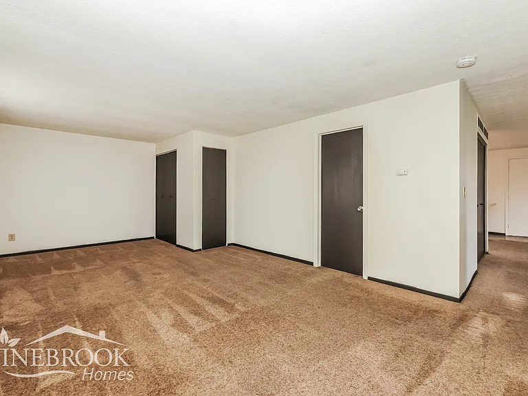 7648 Pomeranian Dr — Photo 10