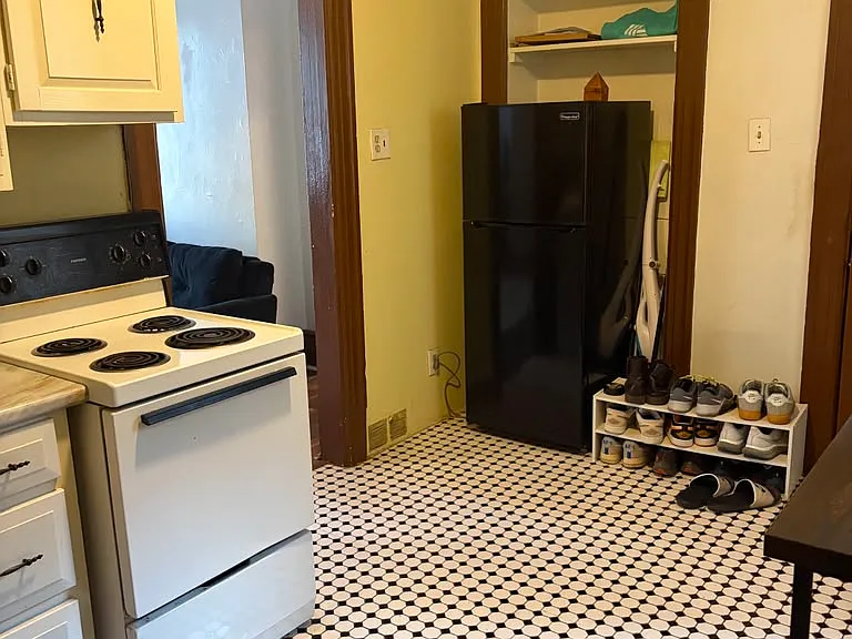 5718 Wellesley Ave #1 — Photo 10