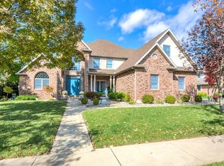 2904 Artesia Xing, Urbana, IL