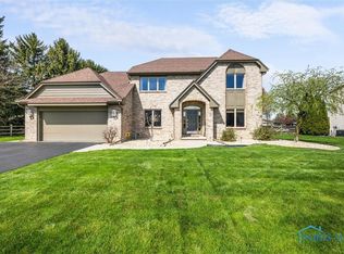 6748 Shadowcreek Dr, Maumee, OH 43537