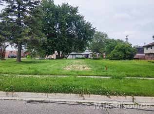 50956 Rose St, New Baltimore, MI