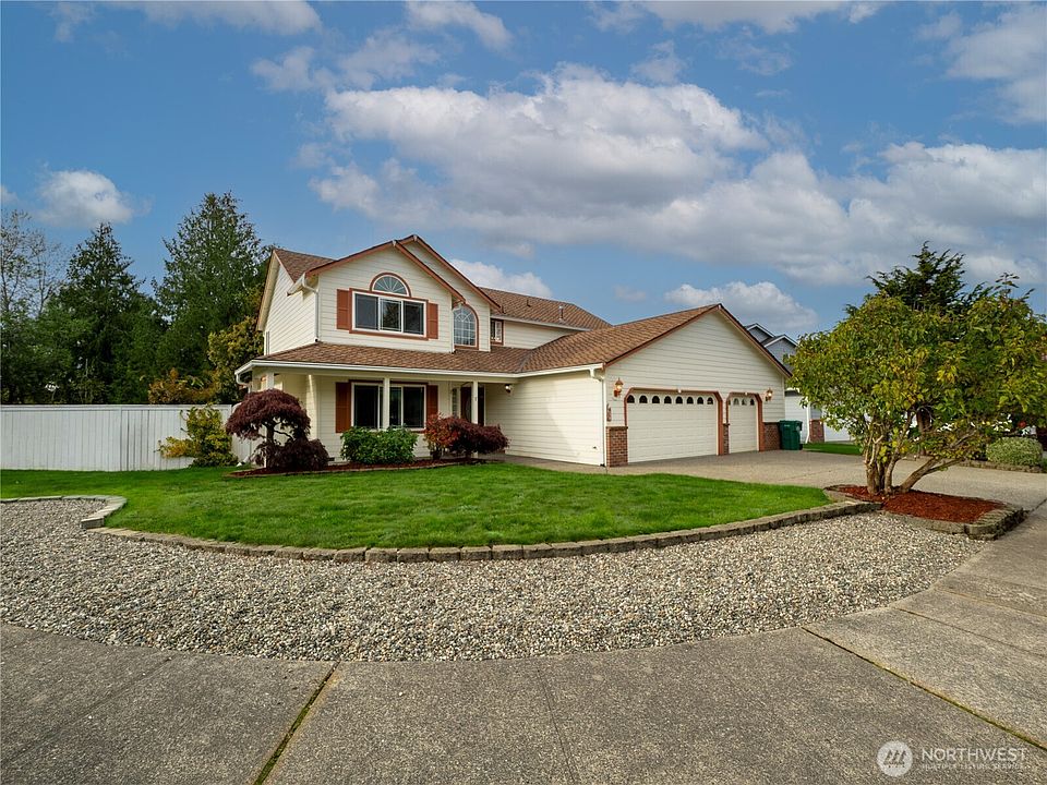 1st image of 8014 73rd Drive NE