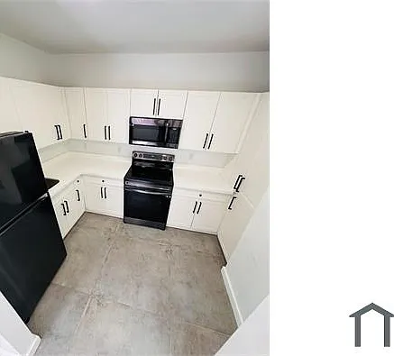 5541 NW Miami Ct #4 — Photo 9