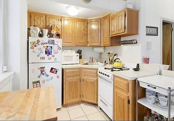 4th image of 6 W 87th St APT 6