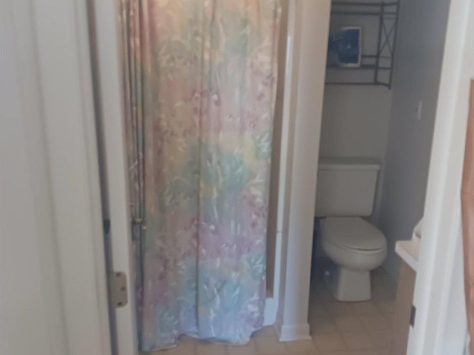 136 Channelsyde Dr, photo 15