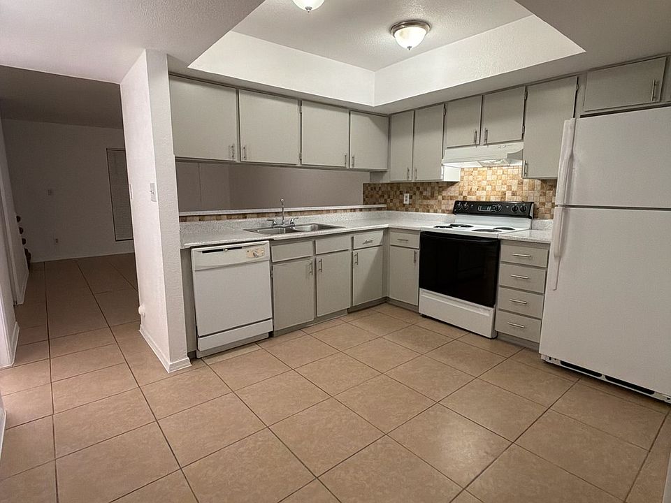 1st image of 1784 S Fairway Cir #1