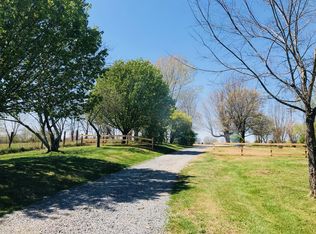 580 Womack Rd #2, Bethpage, TN 37022