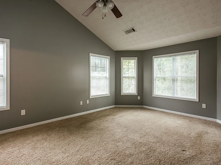 137 Bristol Woods Dr — Photo 17