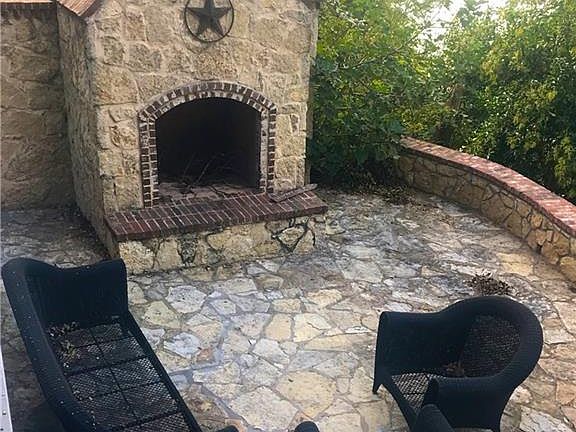 3rd image of 722 Rock Harbor Ct