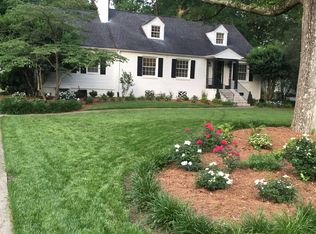 104 Wedgedale Ave, Greensboro, NC 27403