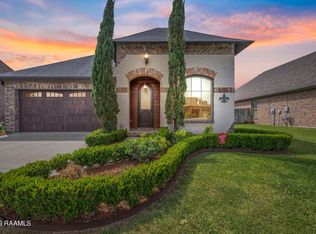 410 Easy Rock Landing Dr, Broussard, LA 70518