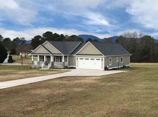180 Sunset Rd, Landrum, SC 29356