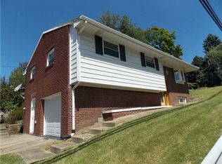 1206 Highland Ave, Pitcairn, PA