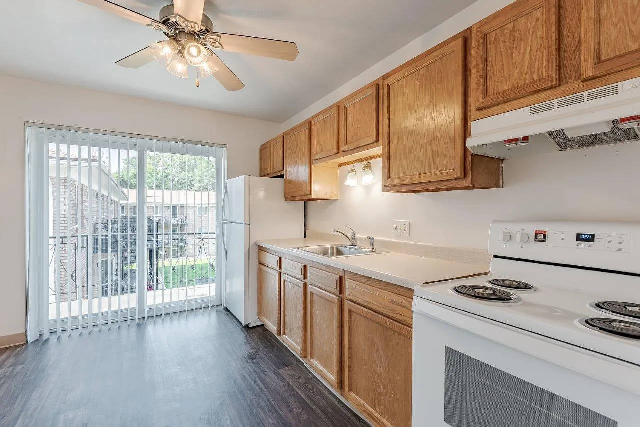 Pittsford Garden Apartment Homes — Photo 1