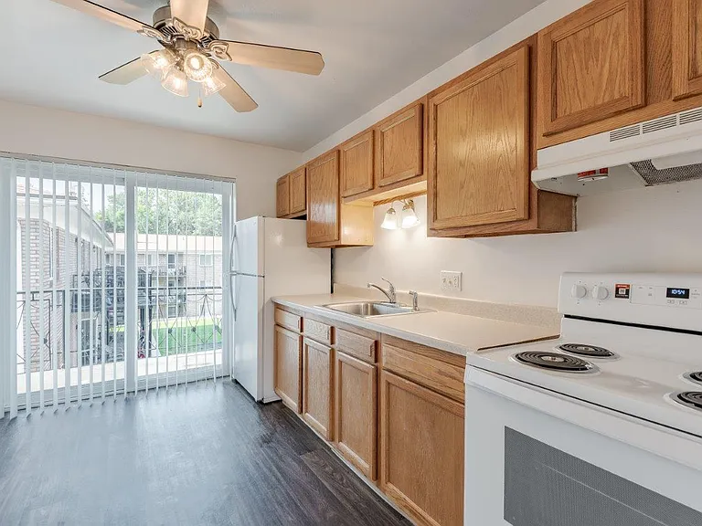 Pittsford Garden Apartment Homes — Photo 1