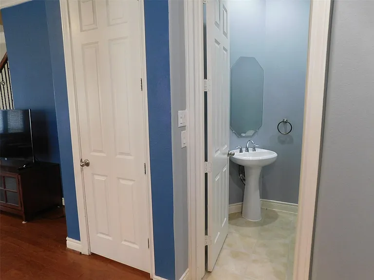 2615 Starboard Point Dr — Photo 10