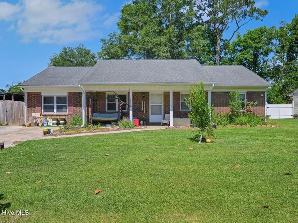 108 Ash Place, Jacksonville, NC 28546