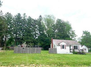 15 Elliot Ave, Lake Grove, NY 11755