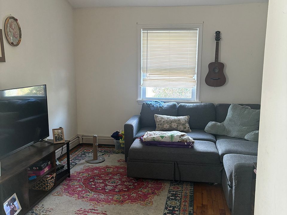 1st image of 716 Craig Ave #1