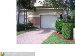 3925 Tree Top Dr, Weston, FL 33332