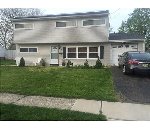 43 Arden St photo 1
