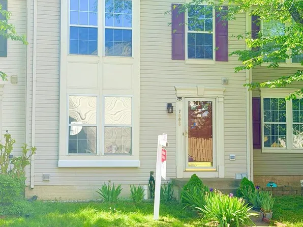 7006 Rogue Forest Ln, Gainesville, VA 20155