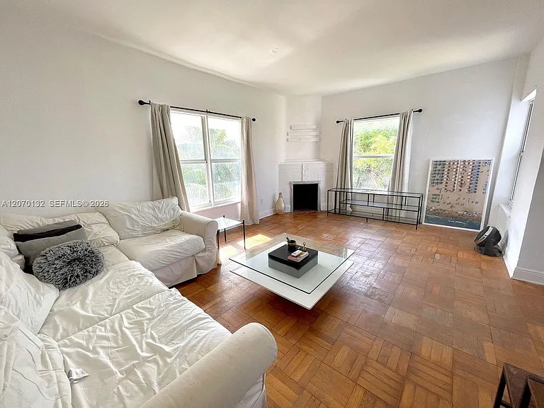 4035 N Meridian Ave #305 — Photo 4
