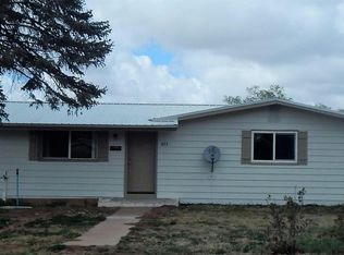 523 Navajo St, Springerville, AZ 85938