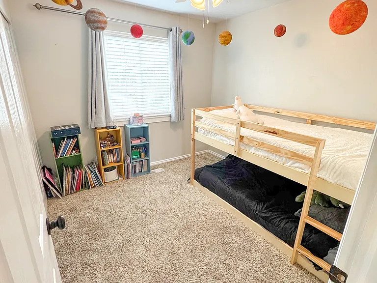 309 S 1800 W — Photo 16