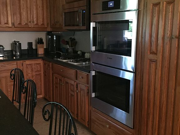 4th image of 327 Wildflower Pl