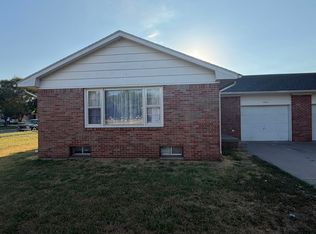 1402 Morgantown St, Wichita, KS 67212