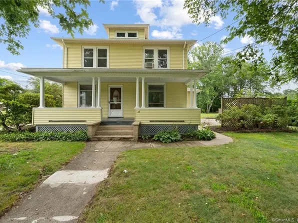 46 Lathrop Road, Montville, CT 06382