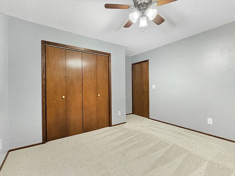 7680 Silver Lake Rd #7680 — Photo 13