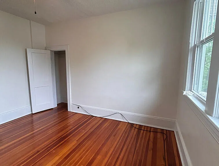 505 Camilla St SE — Photo 29