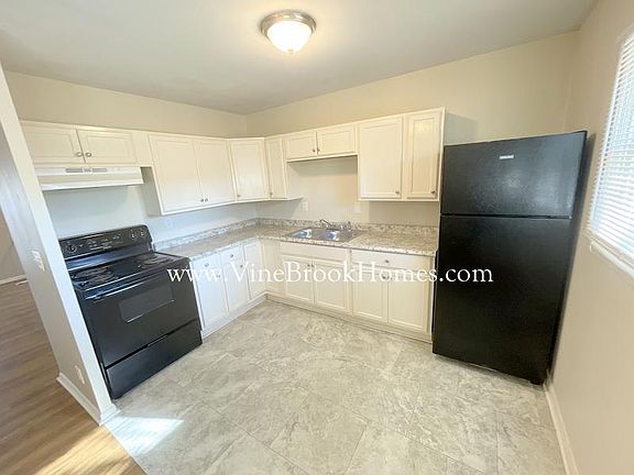 4th image of 8333 E 41st Pl
