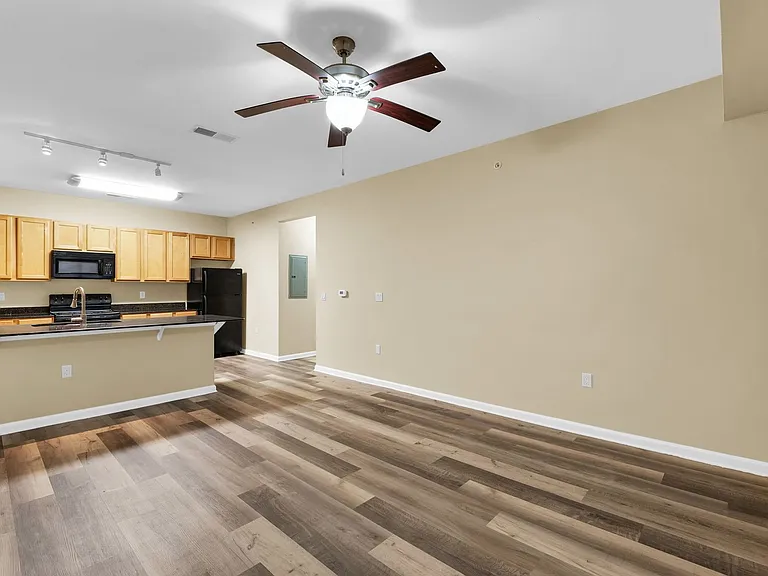 Copper View Apartments — Photo 62