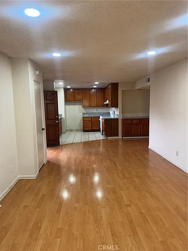 122 Olive St #5 Photo 1