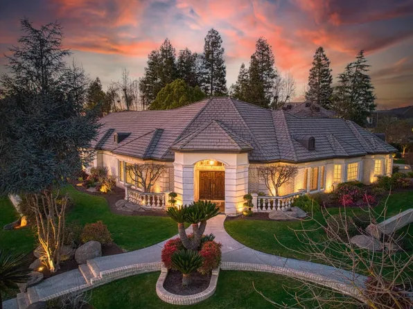 2492 W Bluff Ave, Fresno, CA 93711